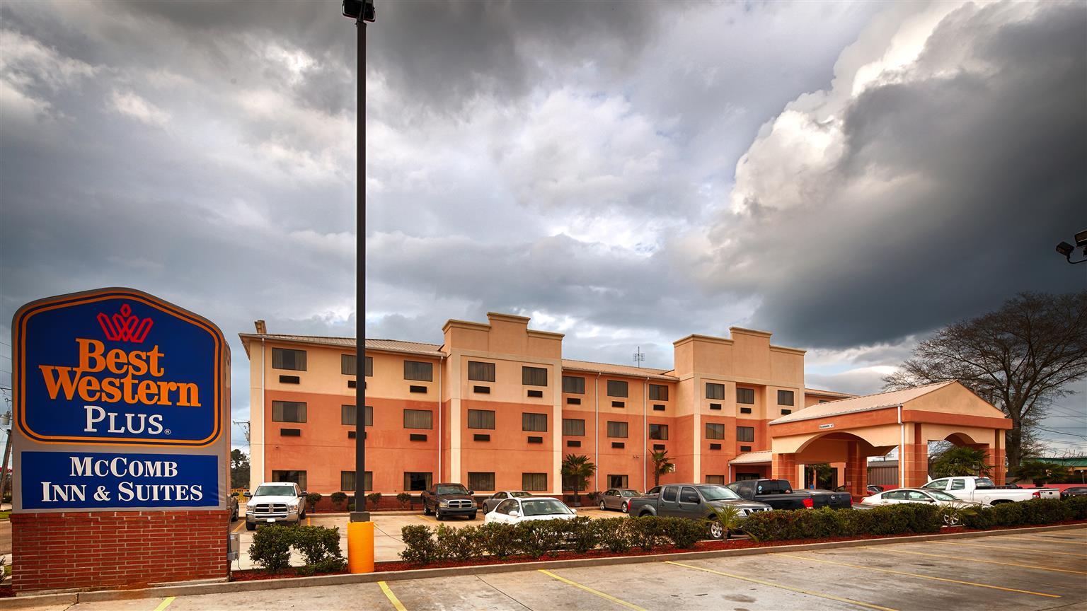 Baymont By Wyndham Mccomb Hotel Kültér fotó